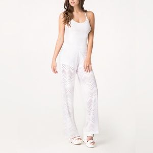 Bebe
Women's White Zigzag Palazzo Pants with logo Swarovski